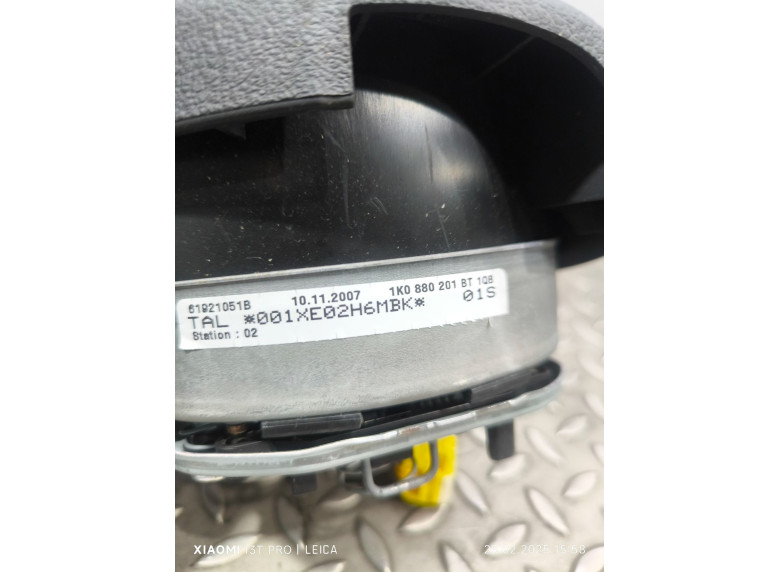 Подушка безопасности водителя к Volkswagen Passat, 2007г.