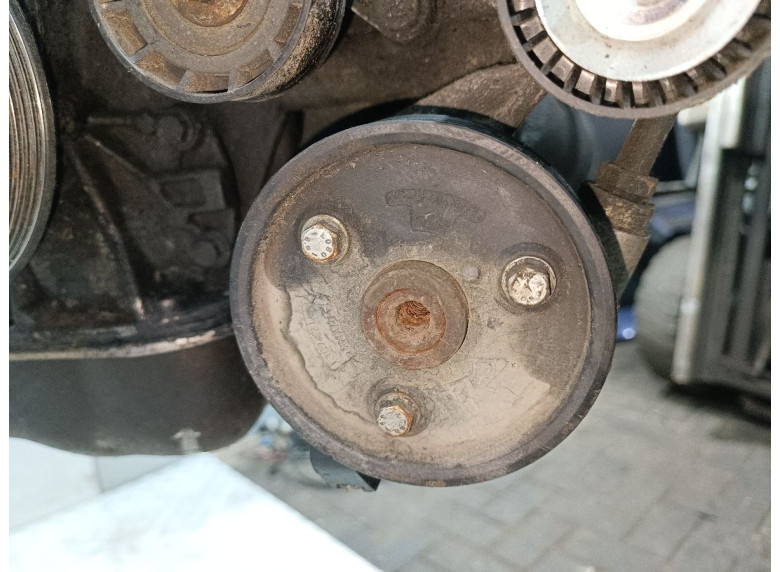 Шкив насоса гидроусилителя к Opel Movano, 2003г.