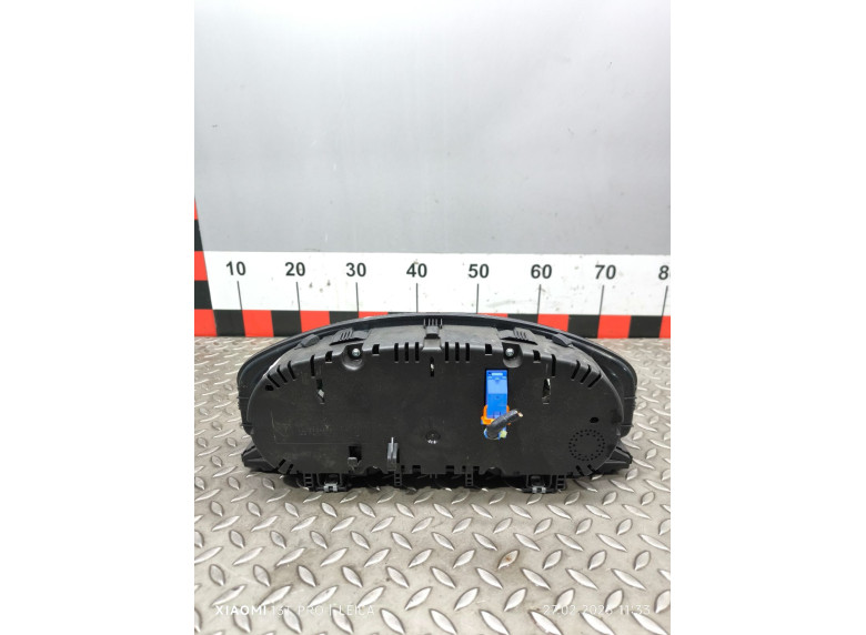 Щиток приборов (приборная панель) к Volkswagen Transporter, 2010г.