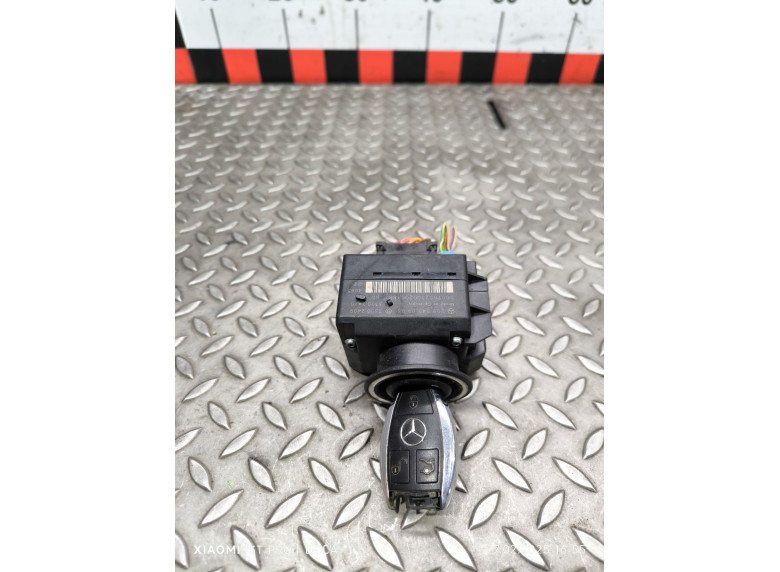 Замок зажигания к Mercedes C W203, 2003г.