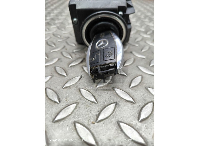 Замок зажигания к Mercedes C W203, 2003г.