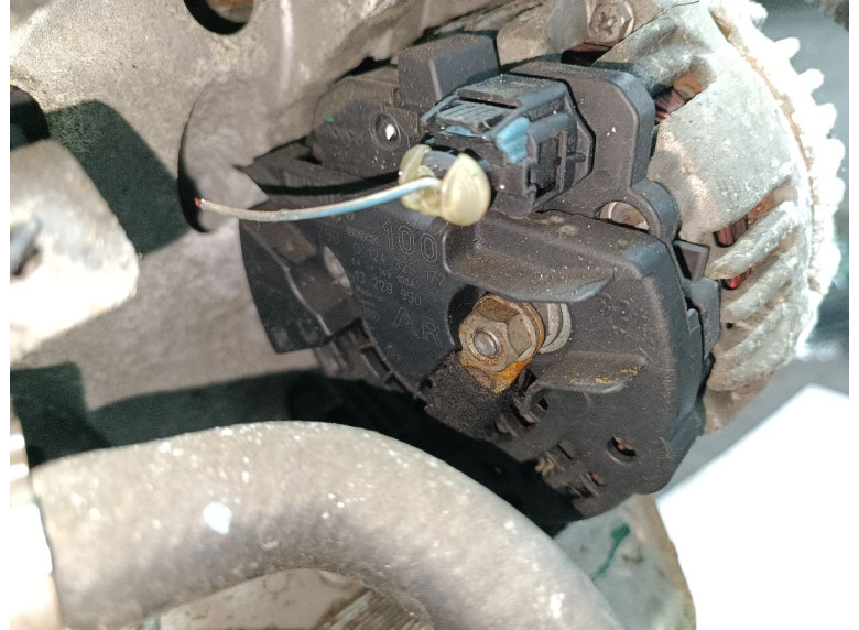 Генератор к Opel Astra, 2006г.