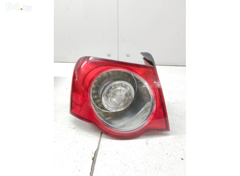 Фонарь задний левый к Volkswagen Passat undefined г.