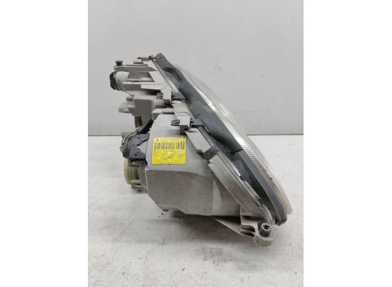 Фара левая к Mercedes C W203, 2008г.