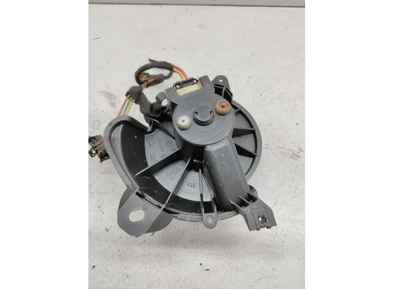 Моторчик печки к Opel Corsa, 2009г.