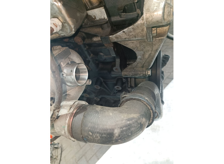 Патрубок турбины к Volkswagen Passat, 2008г.