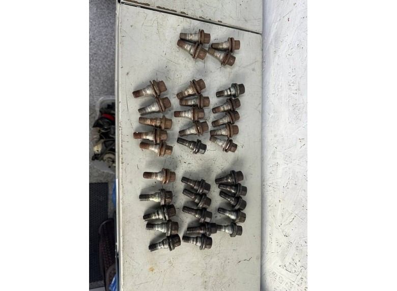 Болт колесный к Болт колесный к Peugeot 407 undefined г. 407