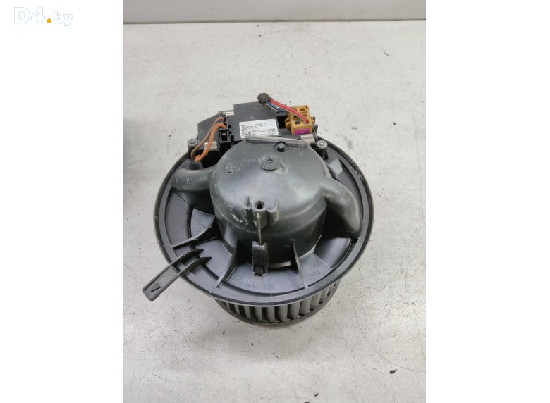 Моторчик печки к Volkswagen Passat undefined г.