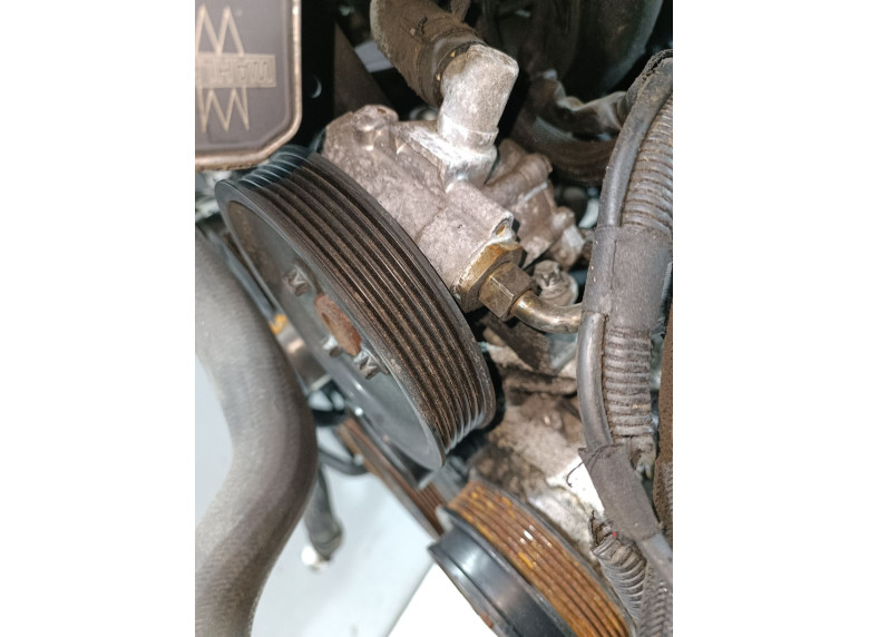 Шкив насоса гидроусилителя к Mercedes C W203, 2005г.