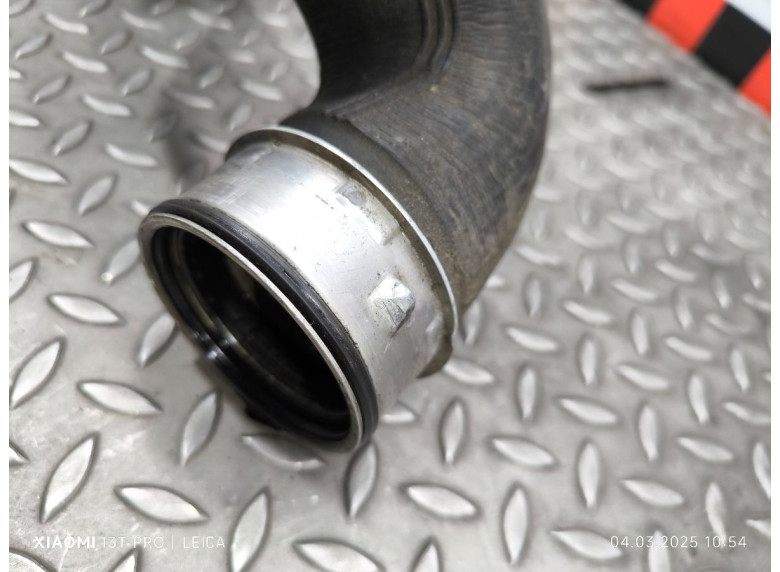 Патрубок интеркулера к Mercedes C W203, 2005г.