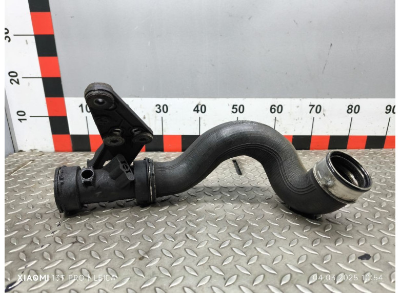 Патрубок интеркулера к Mercedes C W203, 2005г.