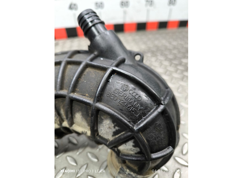 Патрубок турбины к Audi A4, 2006г.