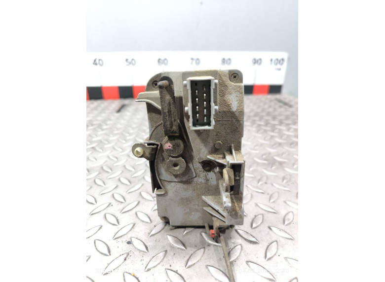 Замок двери передней правой к Fiat Scudo, 1999г.