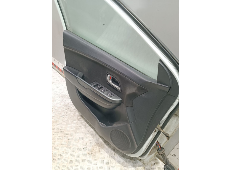 Обшивка двери передней левой (дверная карта) к Обшивка двери передней левой (дверная карта) к Kia Rio undefined г. Rio