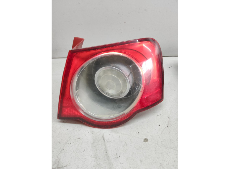 Фонарь задний правый к Volkswagen Passat, 2007г.