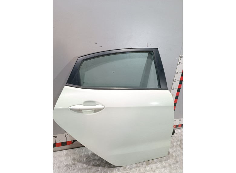 Замок двери задней правой к Kia Rio