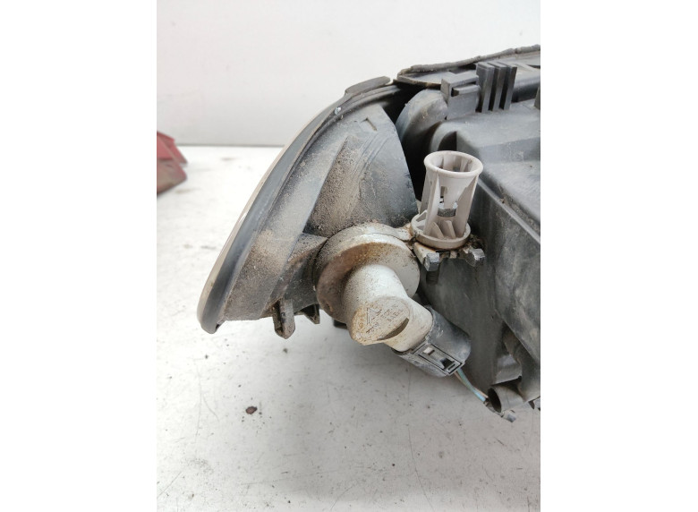Поворотник левый к BMW 3 E46, 2001г.