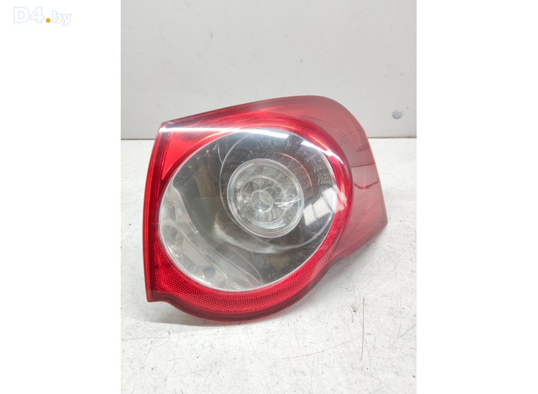 Фонарь задний правый к Volkswagen Passat undefined г.