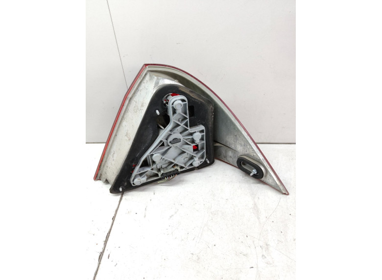 Фонарь задний левый к Mercedes C W203, 2003г.