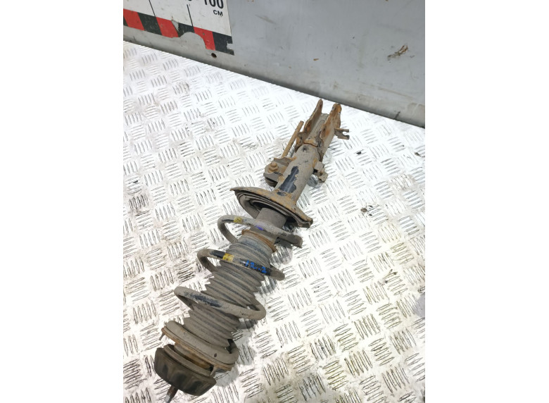 Амортизатор передний правый к Kia Rio