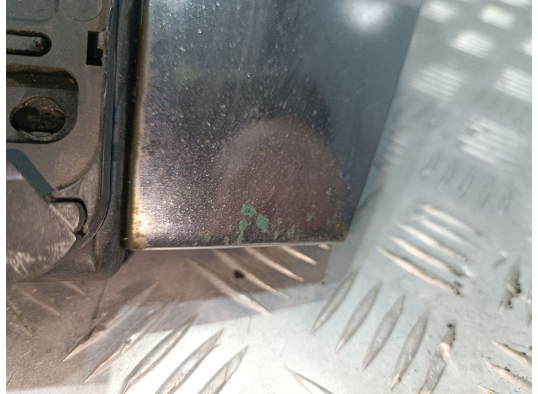 Решетка радиатора к Volkswagen Passat, 2007г.