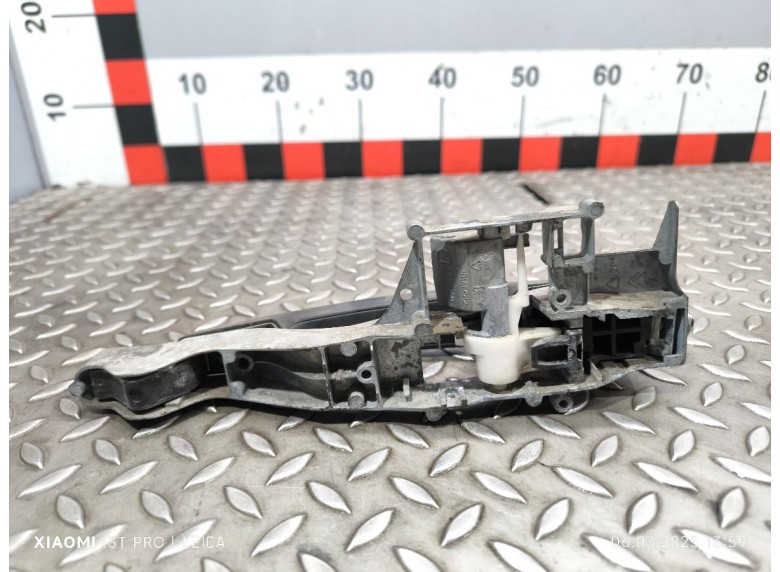 Ручка наружная передняя правая к Ручка наружная передняя правая к Peugeot Expert undefined г. Expert