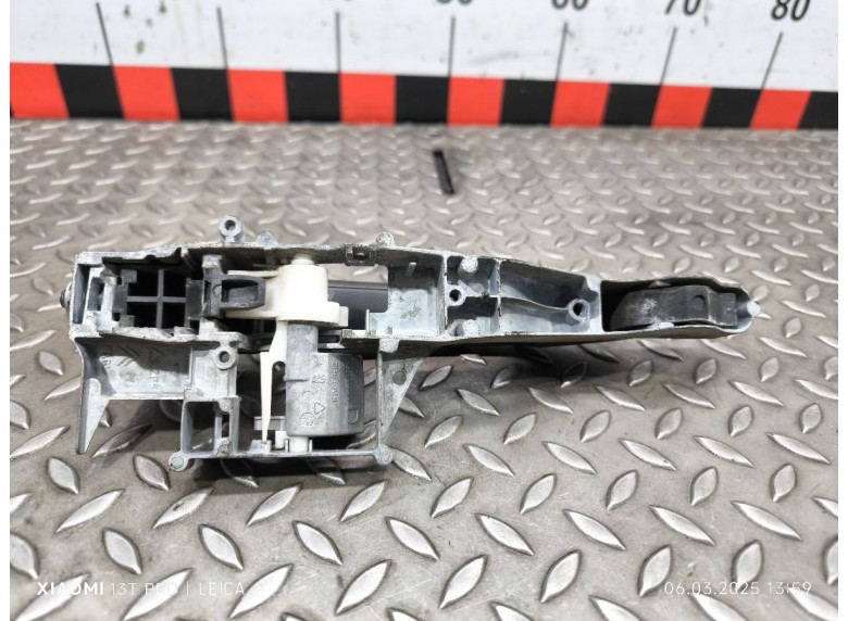 Ручка наружная передняя правая к Ручка наружная передняя правая к Peugeot Expert undefined г. Expert