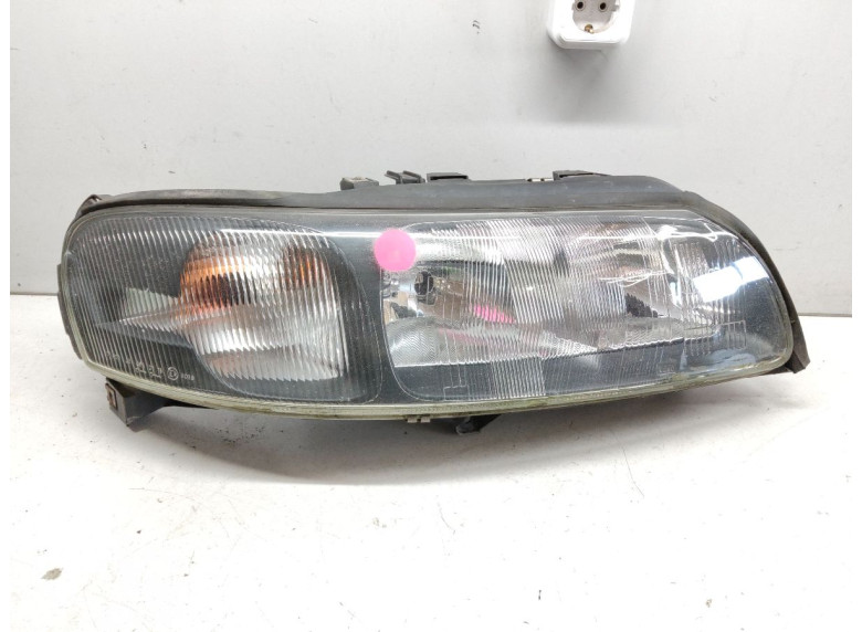 Фара правая к Volvo V70