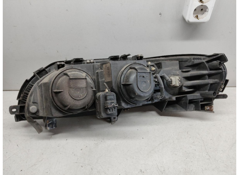 Фара правая к Фара правая к Volvo V70 undefined г. V70