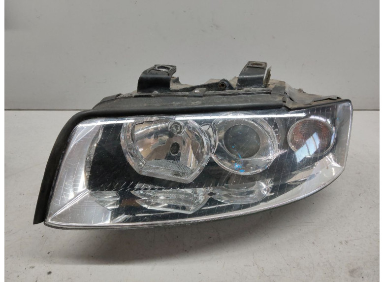 Фара левая к Audi A4, 2002г.