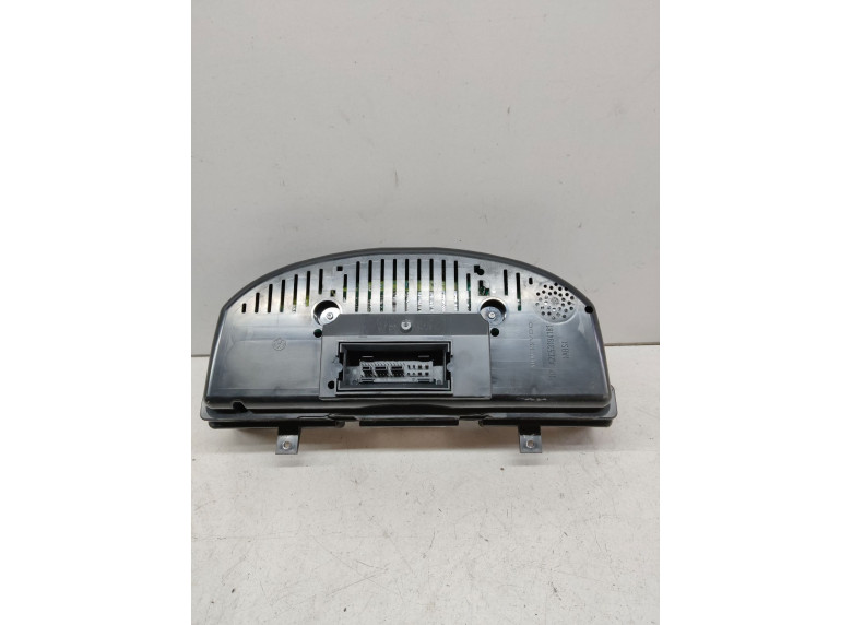 Щиток приборов (приборная панель) к Volkswagen Passat, 2007г.