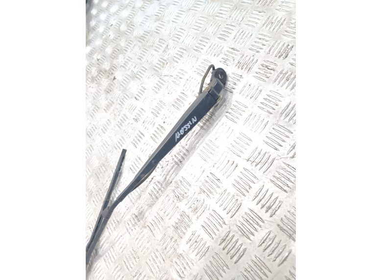 Щеткодержатель (поводок стеклоочистителя, дворник) к Щеткодержатель (поводок стеклоочистителя, дворник) к Nissan Cabstar undefined г. Cabstar