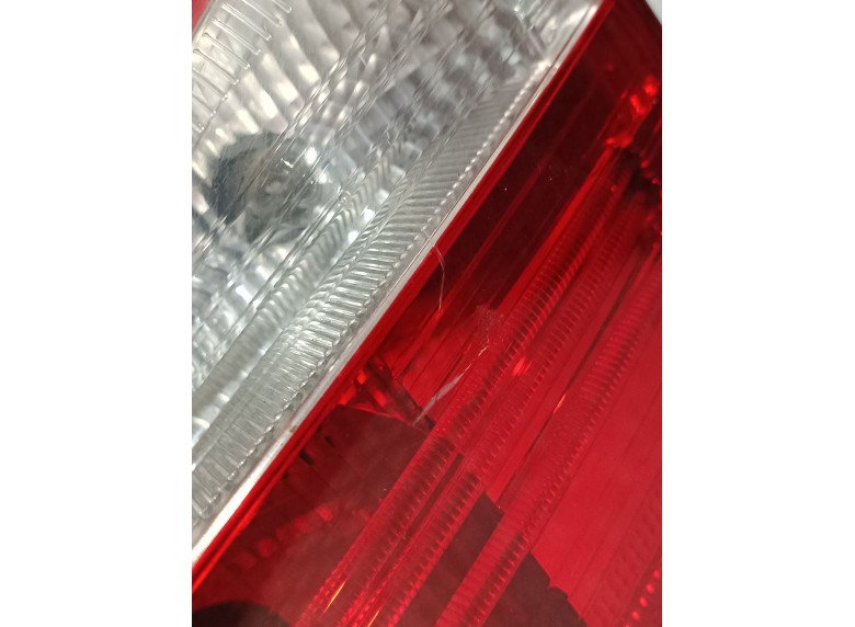 Фонарь крышки багажника правый к Фонарь крышки багажника правый к Ford Focus undefined г. Focus