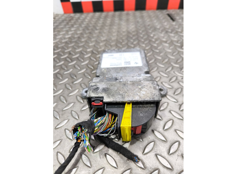 Блок AirBag к BMW 5 G30/G31, 2017г.
