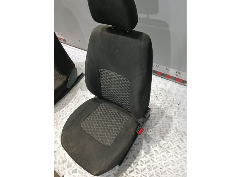 Сиденье переднее правое к Сиденье переднее правое к Lada Granta undefined г. Granta