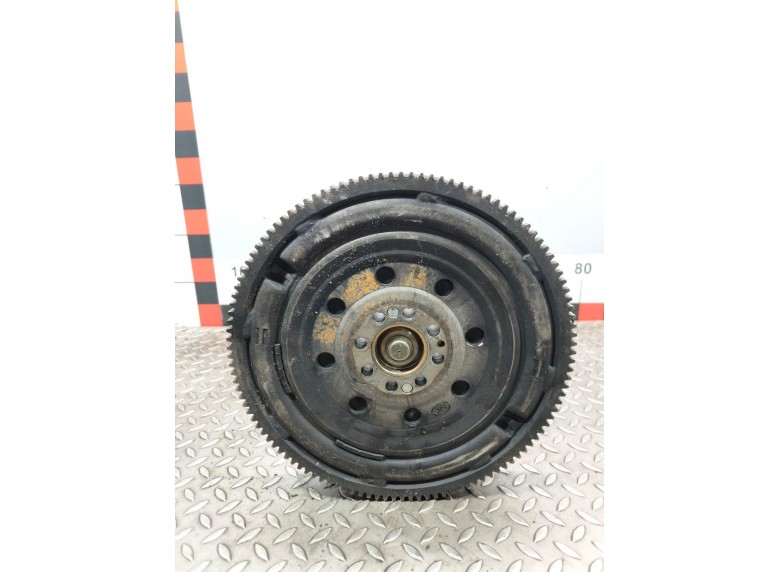 Маховик к Маховик к Volkswagen Passat undefined г. A4