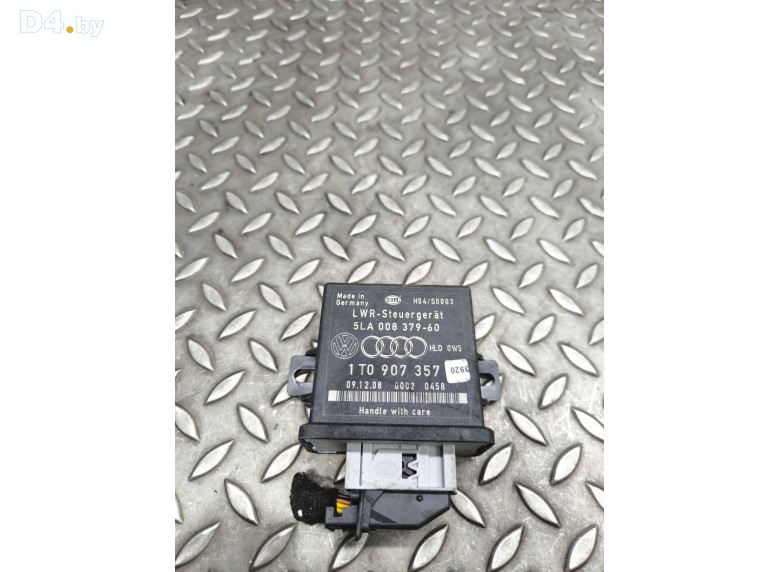 Блок управления светом к Volkswagen Golf undefined г.