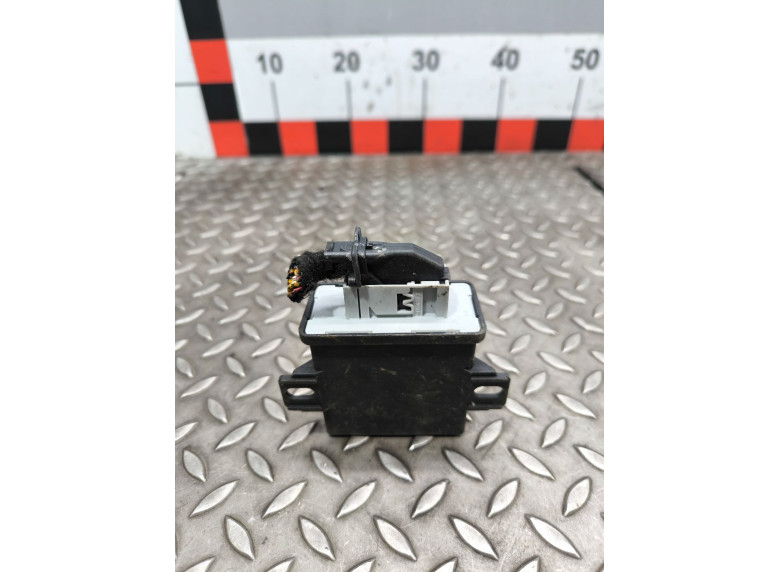 Блок управления светом к Volkswagen Golf, 2008г.