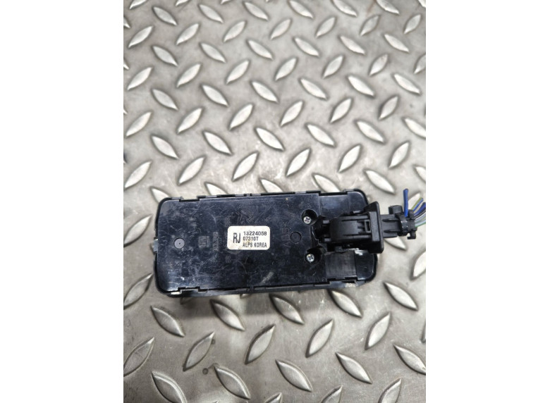 Блок управления стеклоподъемниками к Opel Vectra, 2007г.