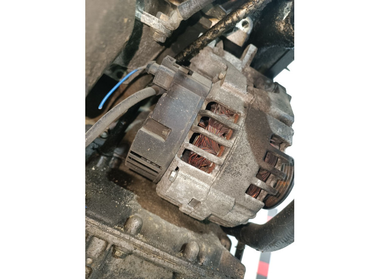 Генератор к Volkswagen Passat, 1999г.