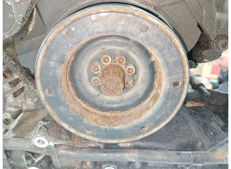 Шкив коленвала к Volkswagen Passat, 1999г.