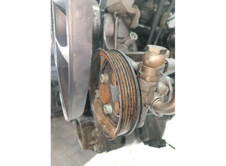 Шкив насоса гидроусилителя к Volkswagen Passat, 2000г.