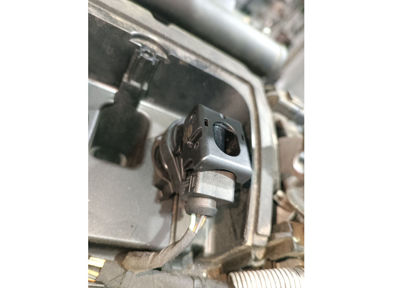 Катушка зажигания к Peugeot 207, 2007г.