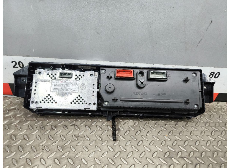 Щиток приборов (приборная панель) к Renault Espace, 2006г.