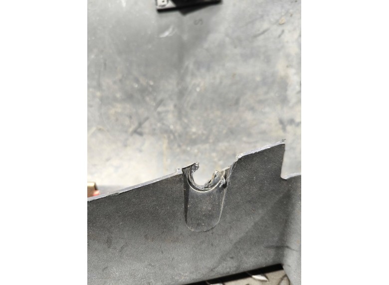 Клык бампера задний левый к Клык бампера задний левый к Peugeot Boxer undefined г. Boxer