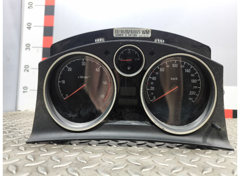 Щиток приборов (приборная панель) к Opel Zafira, 2006г.