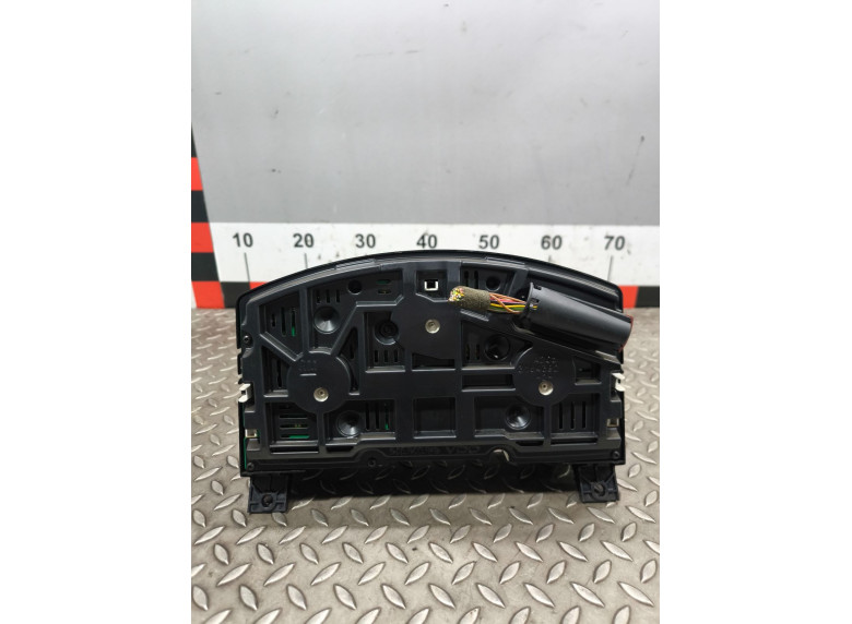 Щиток приборов (приборная панель) к Opel Zafira, 2006г.