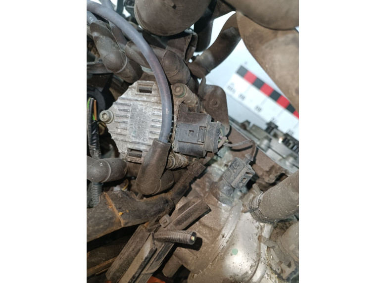 Катушка зажигания к Volkswagen Golf, 2000г.