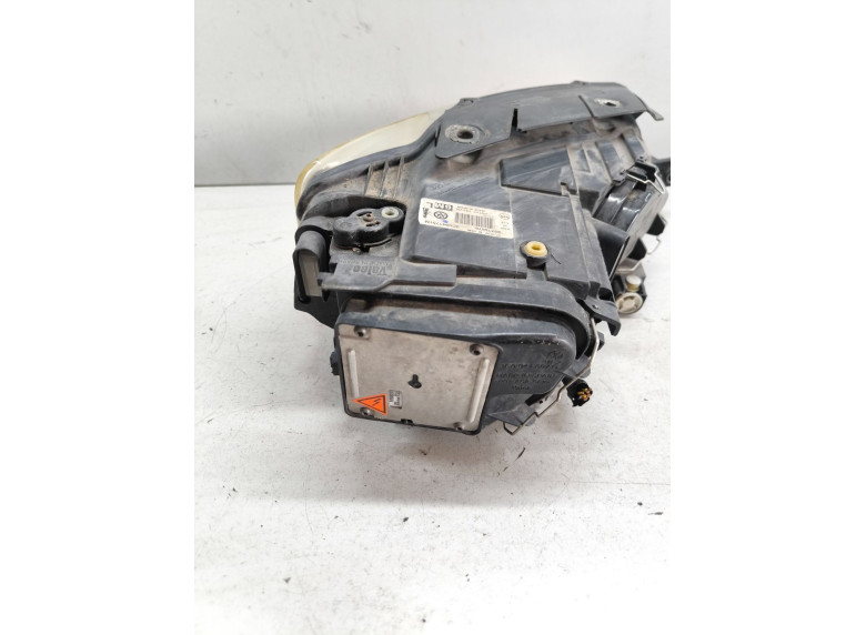 Фара левая к Volkswagen Passat, 2006г.