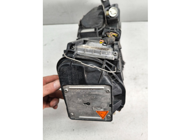 Фара левая к Volkswagen Passat, 2006г.